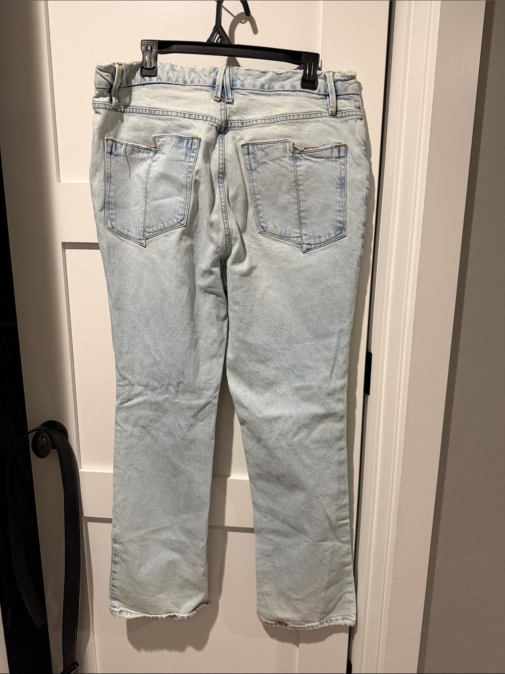 Good American Light Wash Distressed Women's Jeans - Picture 4 of 6